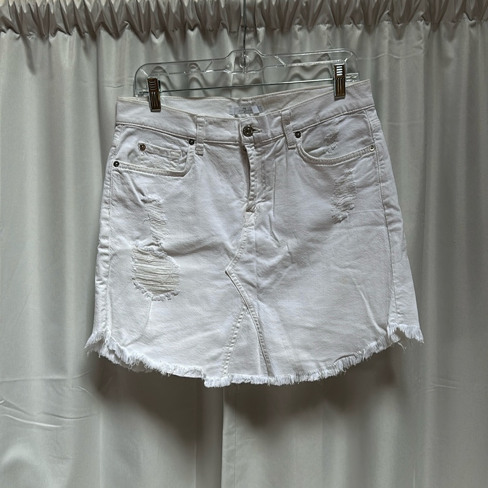 NWOT 7 for all Mankind white denim skirt, size 29